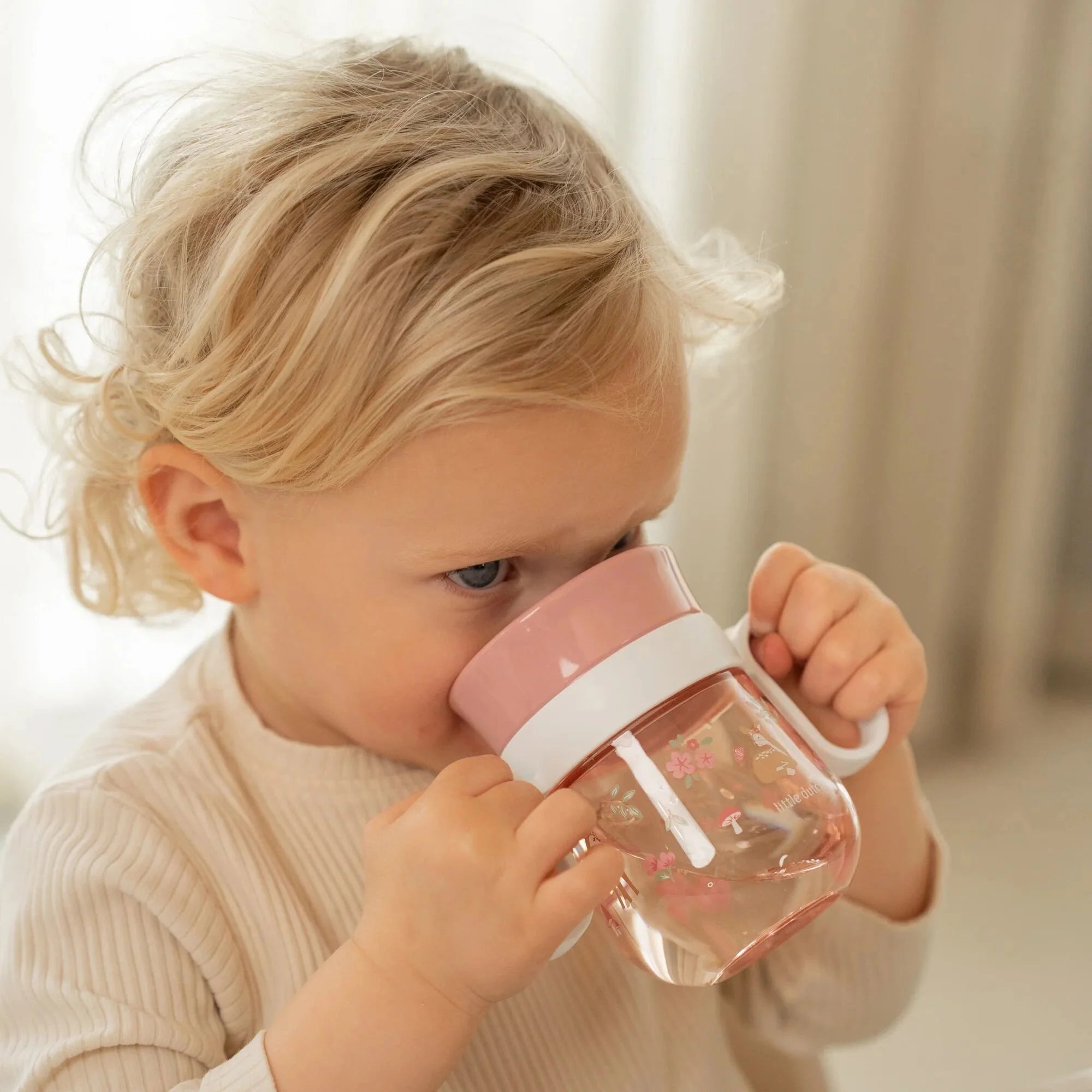 Gotë trajnimi 360° Mio 200 ml - Fairy Garden