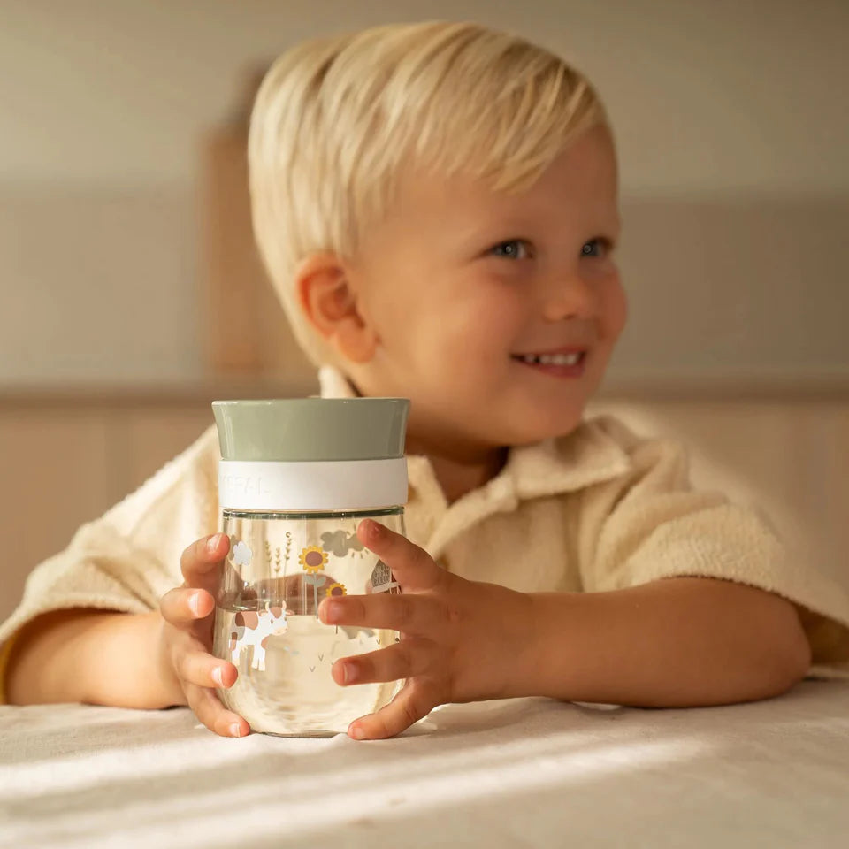 Gotë trajnimi 360° Mio 300ml – Little Farm