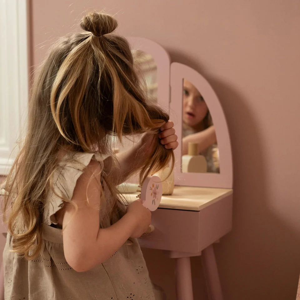 Tavolinë grimi e madhe FSC