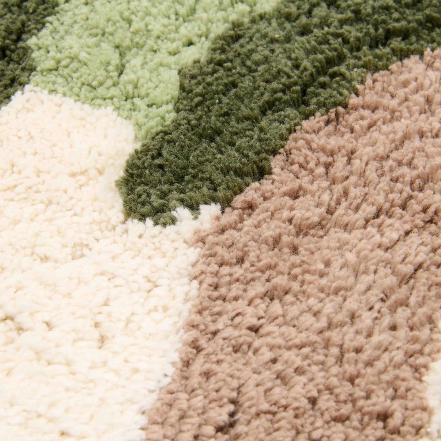 Tapet me traktor me bazë lateksi